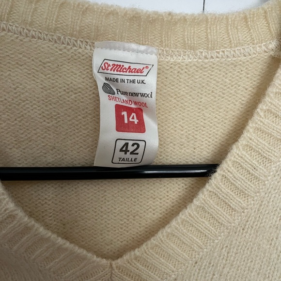 Wool sweater - Picture 2 of 2